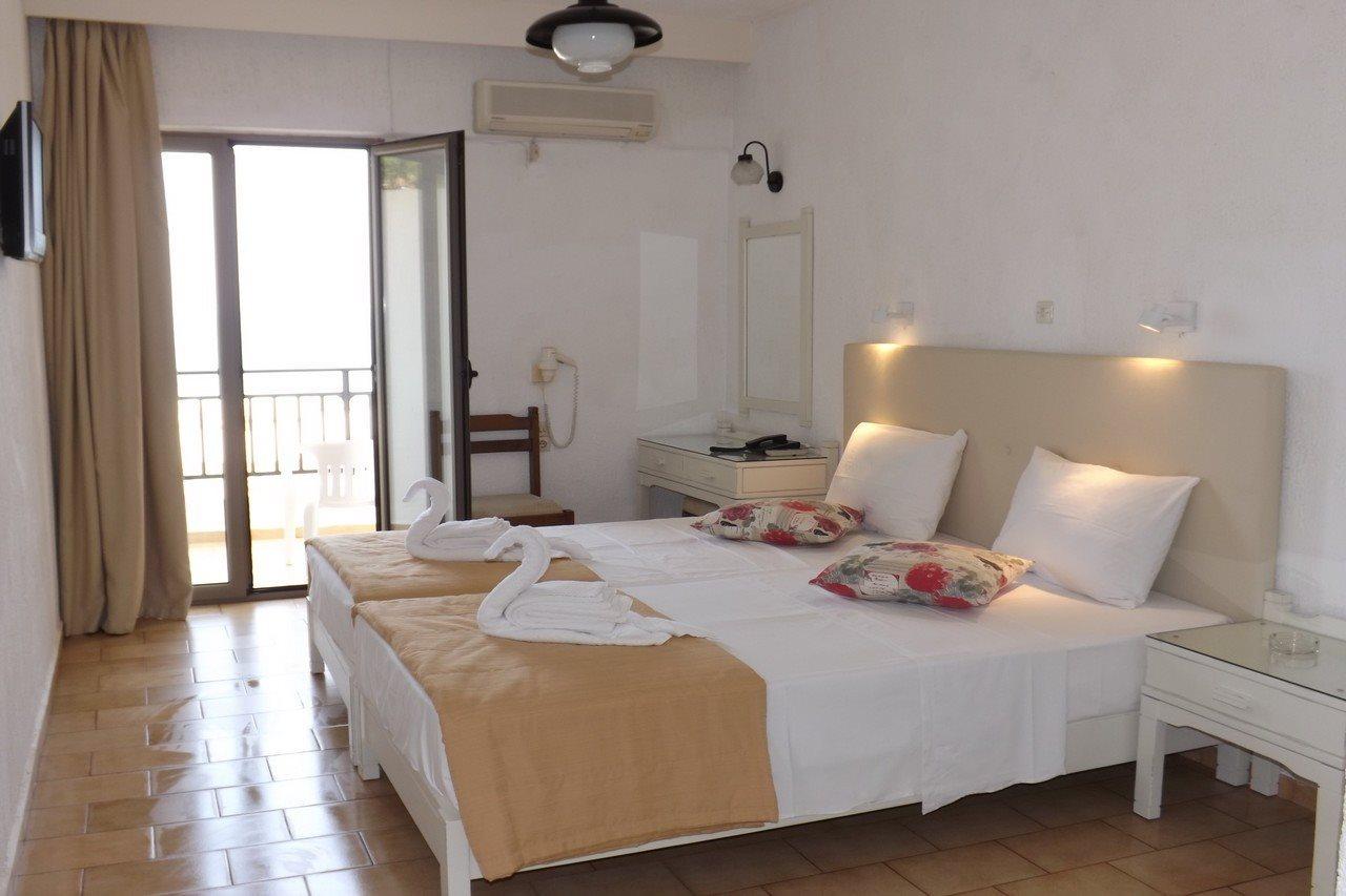Dimitra Hotel ヘルソニソス エクステリア 写真