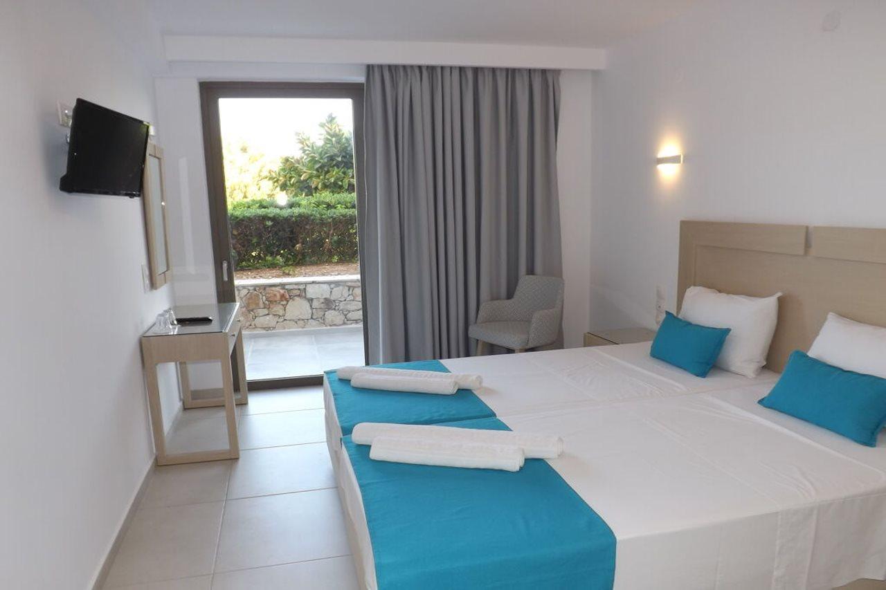 Dimitra Hotel ヘルソニソス エクステリア 写真
