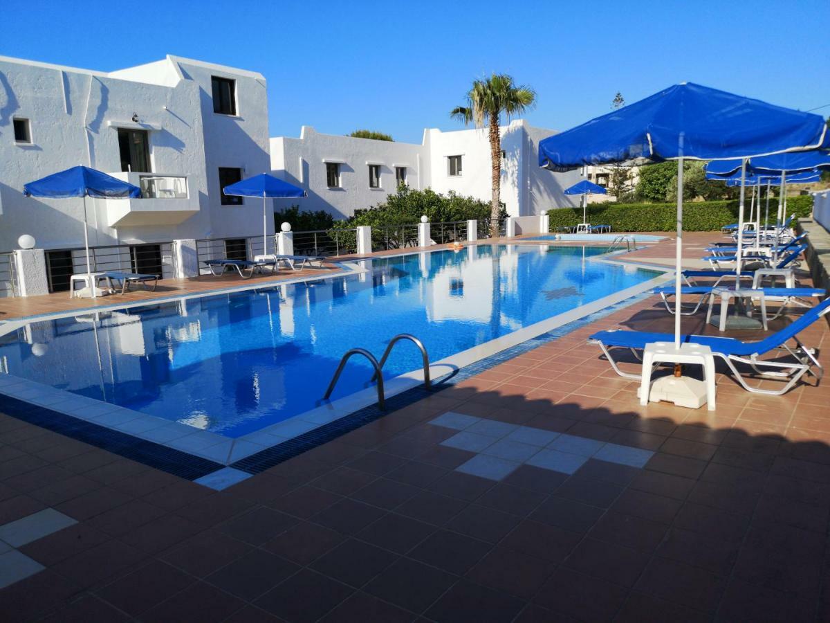 Dimitra Hotel ヘルソニソス エクステリア 写真